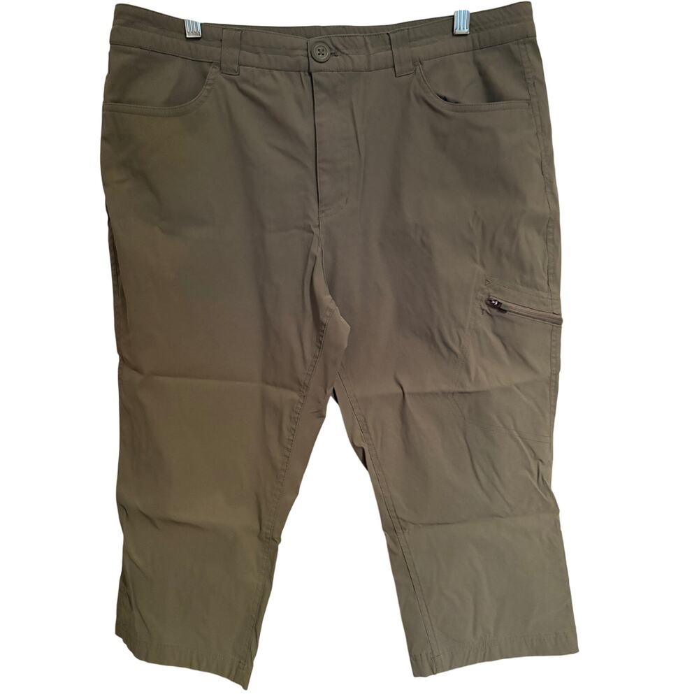 Eddie Bauer capris green khaki color size 16 women's